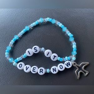 Taylor Swift Friendship Bracelet